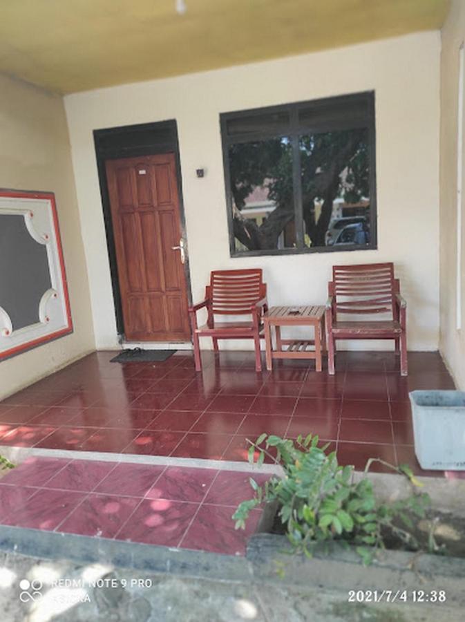Hotel Nirwana Situbondo Redpartner Banyuanget Exterior foto